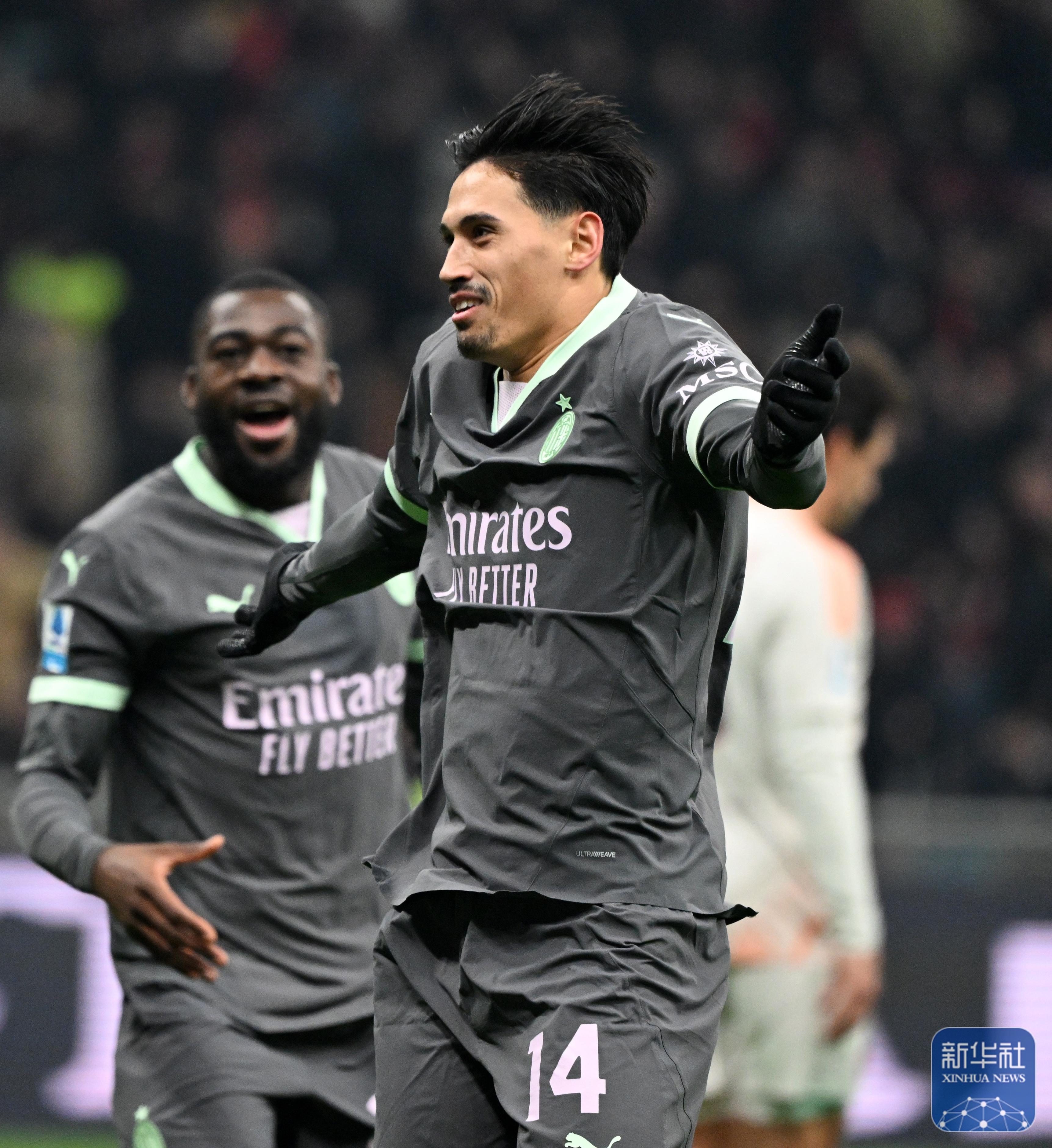 关于意大利杯转会期再迎强敌，AC米兰迎来里程碑，主帅态度：球迷炸锅，赛季目标并未改变的信息