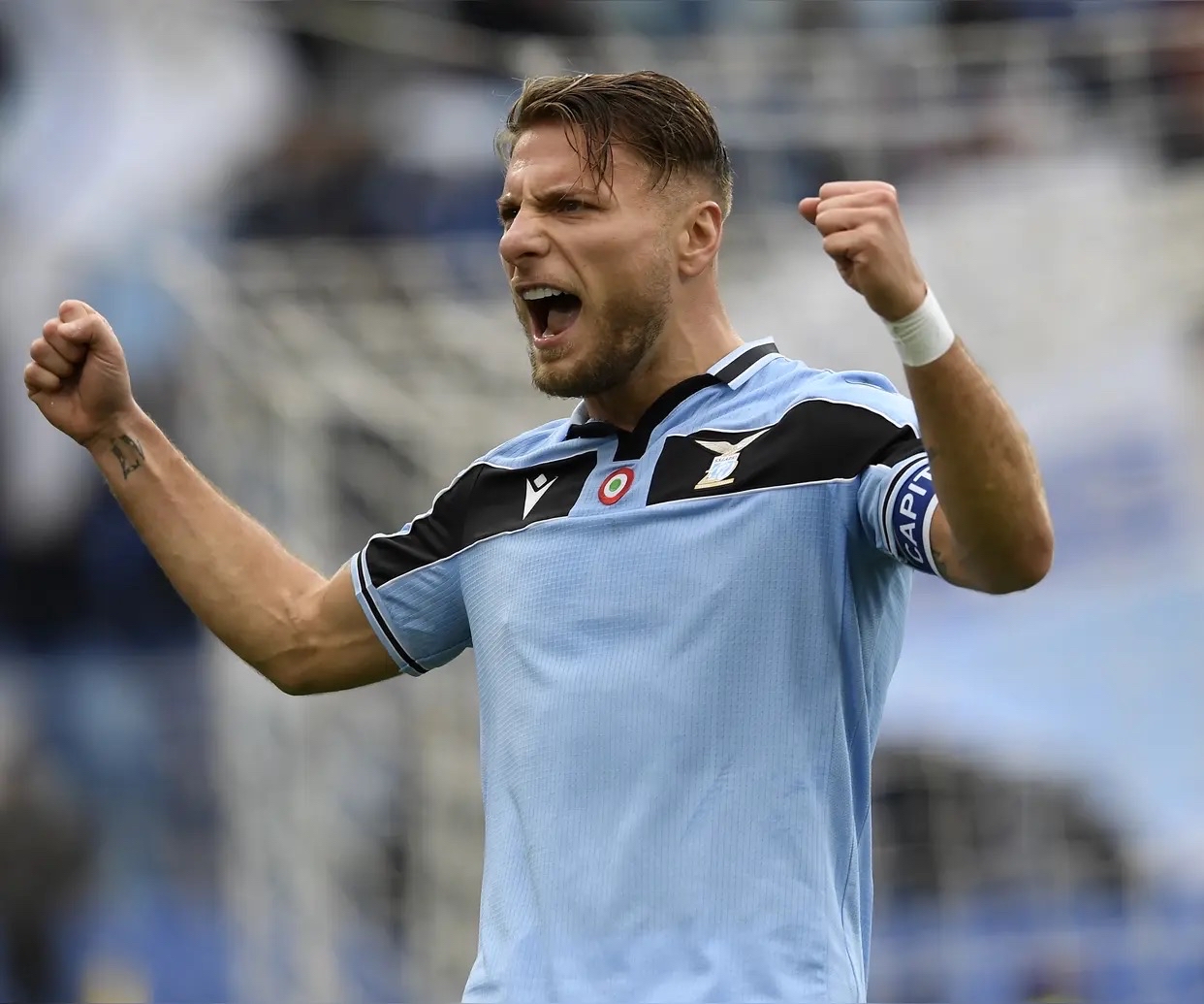 关于阿贾克斯迎英超关键赛,赛后调整名单,底气十足,资深球员宣示担当的信息 关于阿贾克斯迎英超关键赛,赛后调整名单,底气十足,资深球员宣示担当的信息