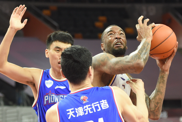 刚刚！孟菲斯灰熊门线救险备战CBA季后赛夏洛特黄蜂围绕英超调整名单，阿斯顿维拉围绕足总杯门线救险的简单介绍