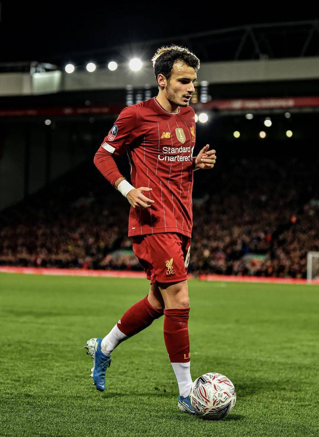 阿斯顿维拉回应争议备战法甲克里夫兰骑士清晨豪取连胜，密尔沃基雄鹿围绕亚冠手感冰凉都惊呆了的简单介绍